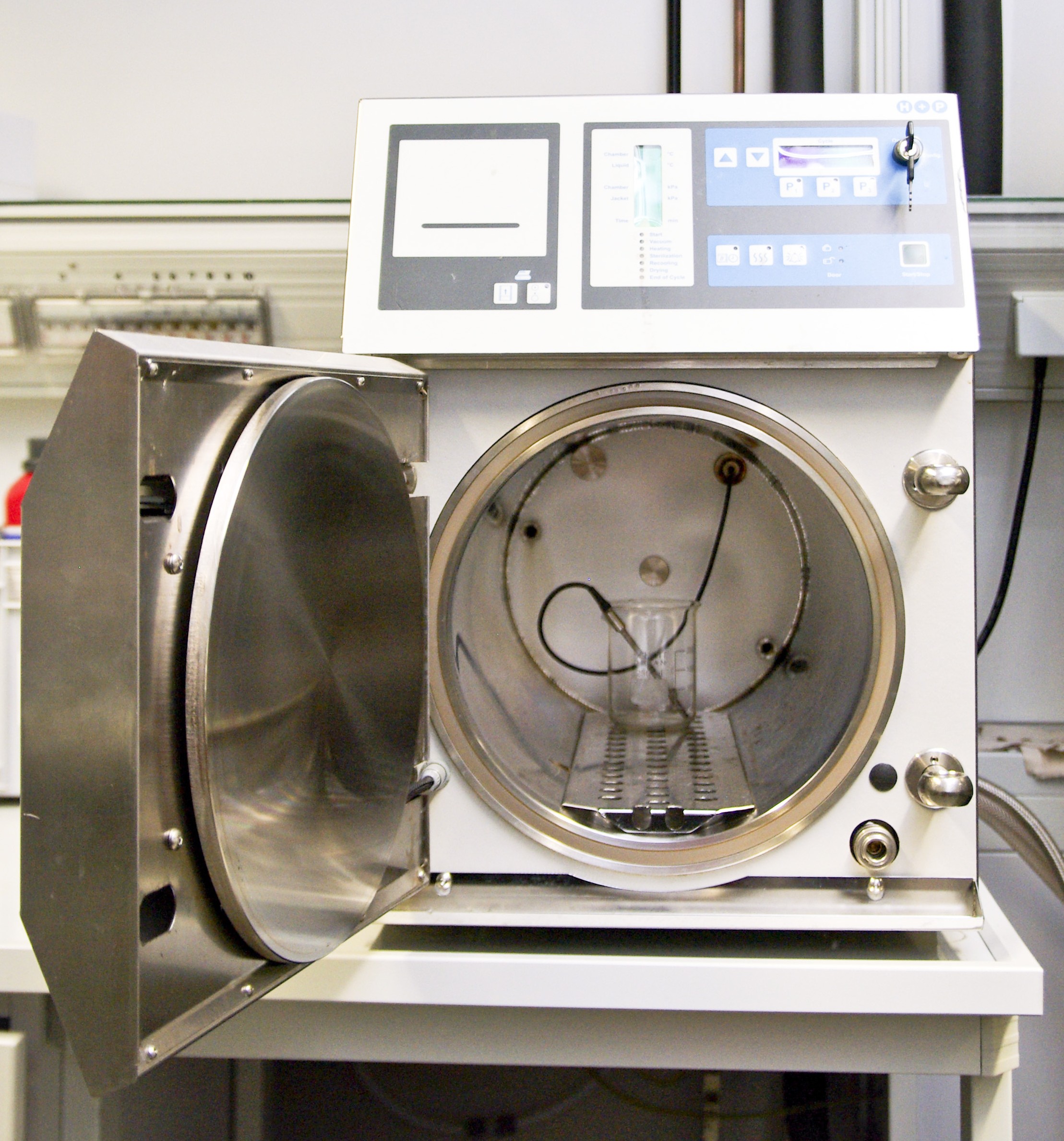 Laboratory autoclave sterilizer unit