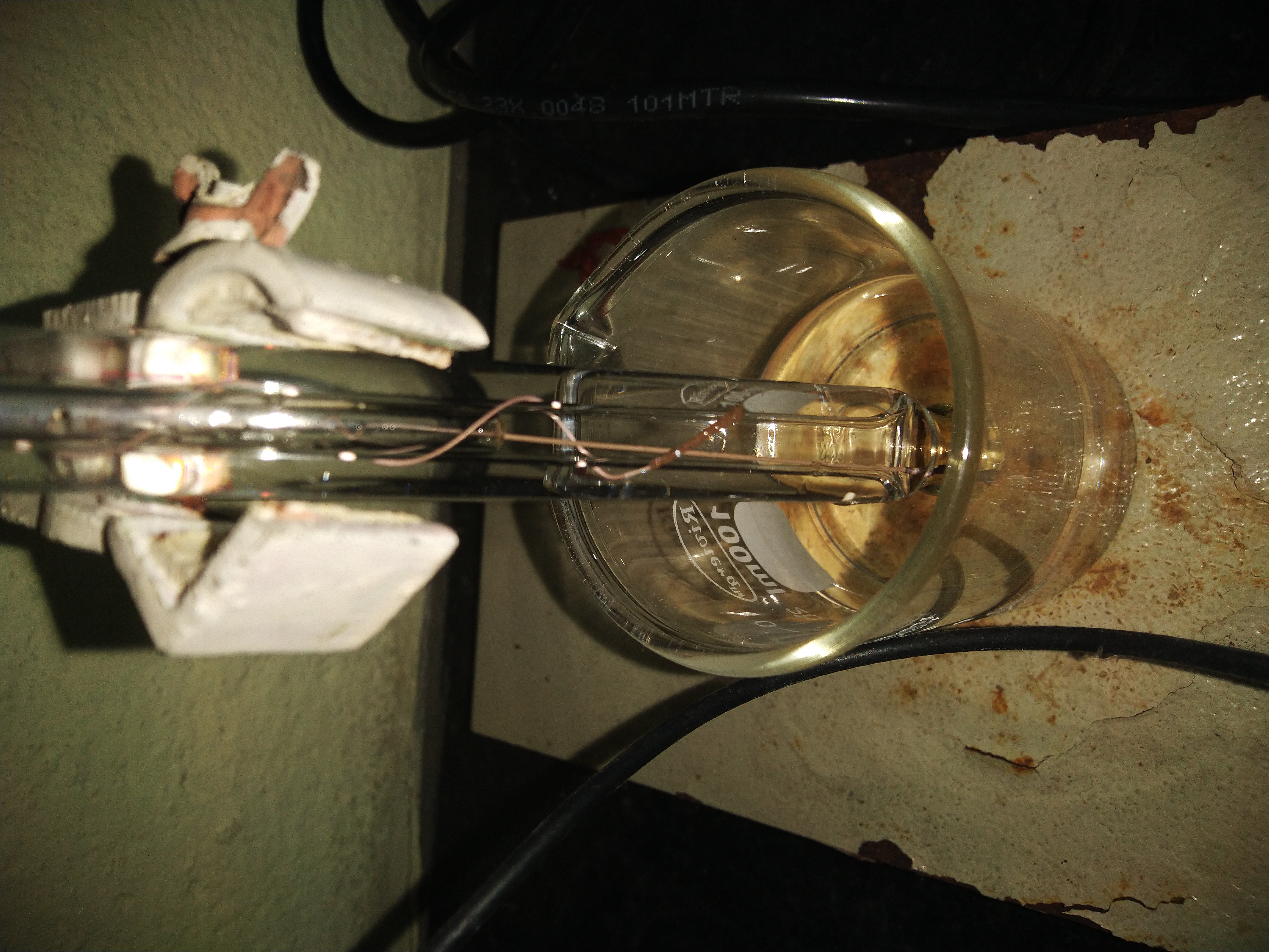 Glass pH electrode bulb and junction close-up